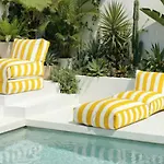 Le Sorelle Sea Front -villa Whit Private Pool Villa *