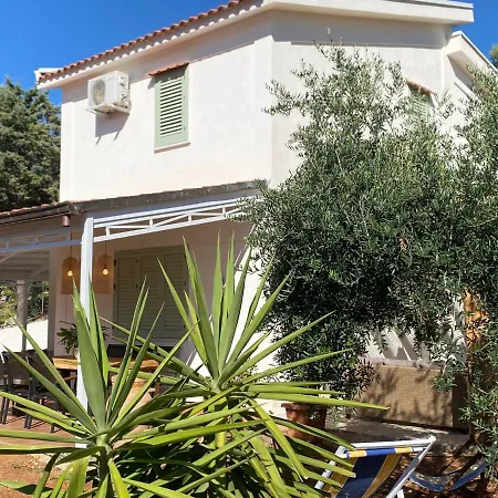 Villa Le Sorelle Entire Sea View *