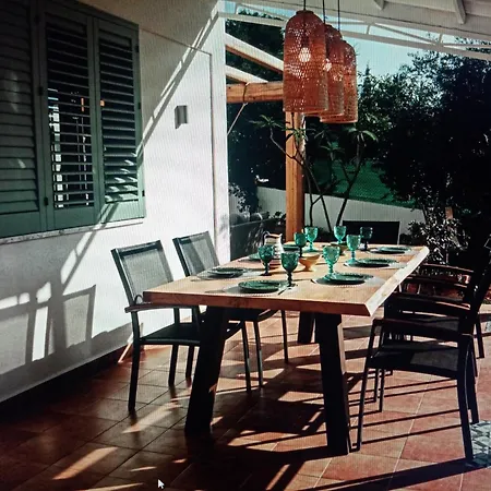 Villa Le Sorelle Sea Front -villa Whit Private Pool *