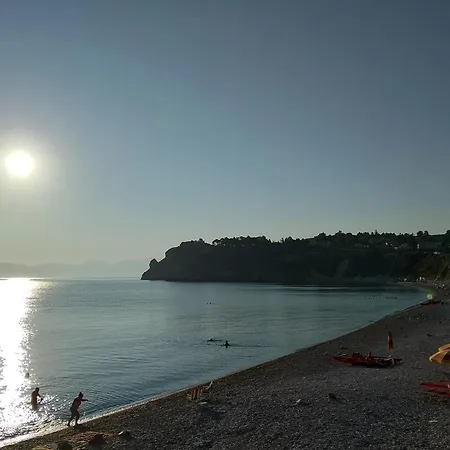 Le Sorelle Sea Front -villa Whit Private Pool