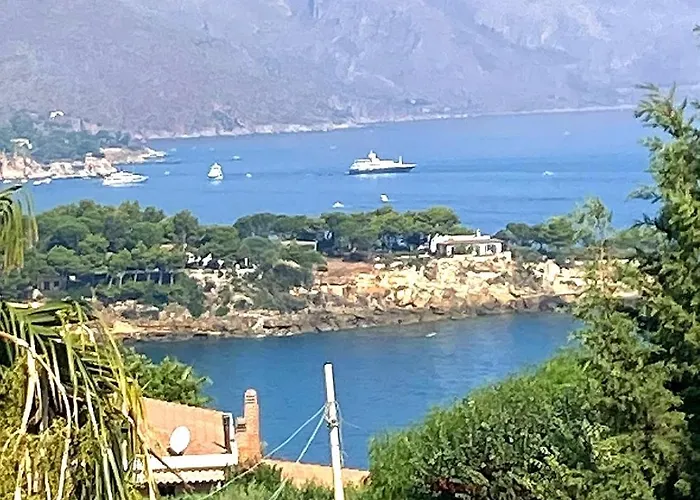 Villa Le Sorelle Sea Front -villa Whit Private Pool *