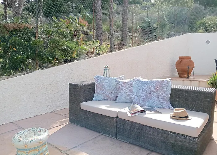 Le Sorelle Sea Front -villa Whit Private Pool *